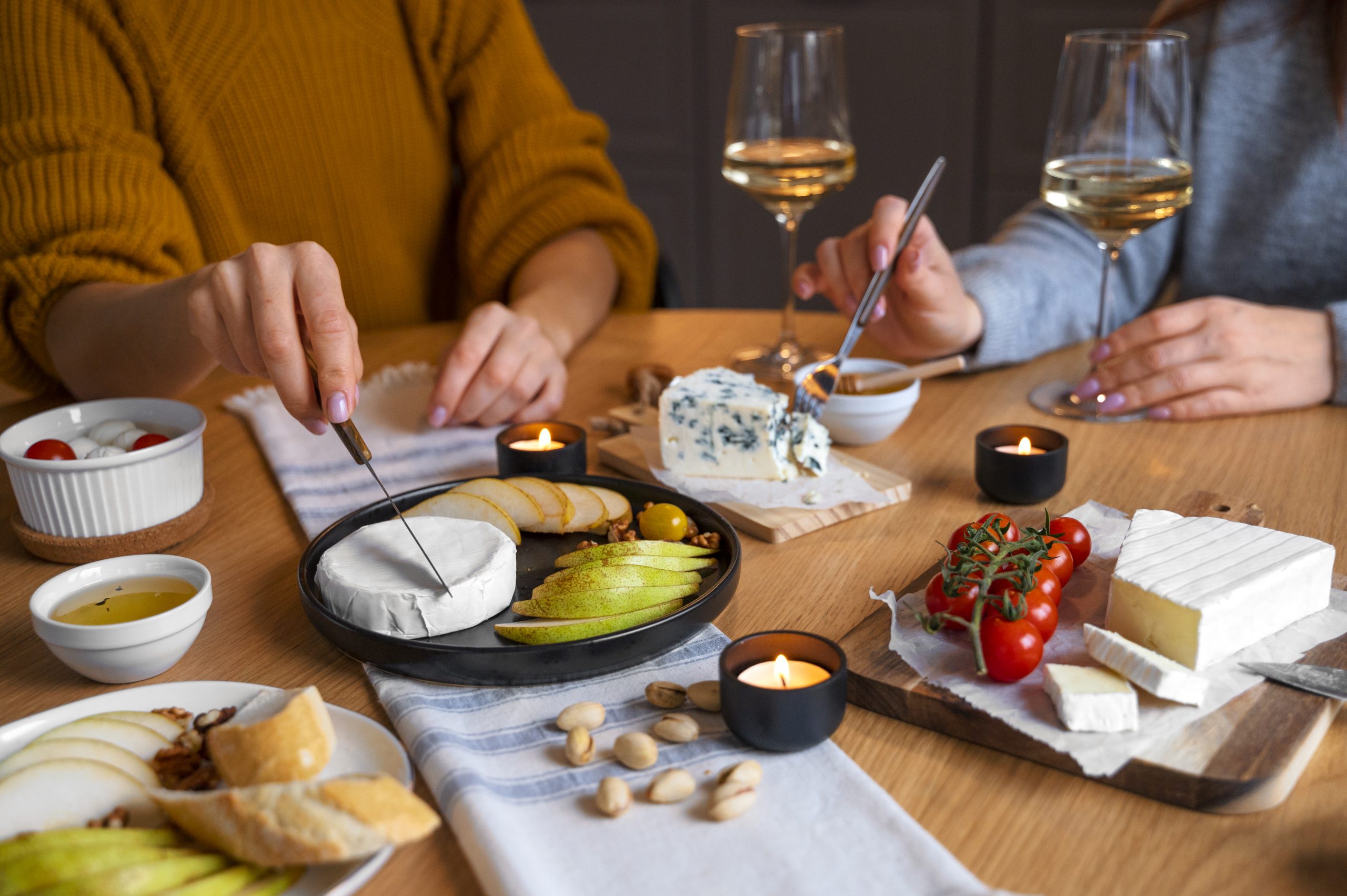 women-sitting-table-front-view